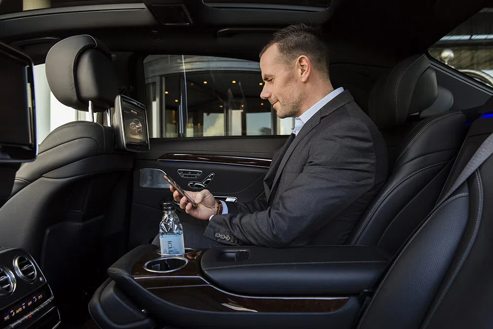 High-end luxury cars DMC North Iceland